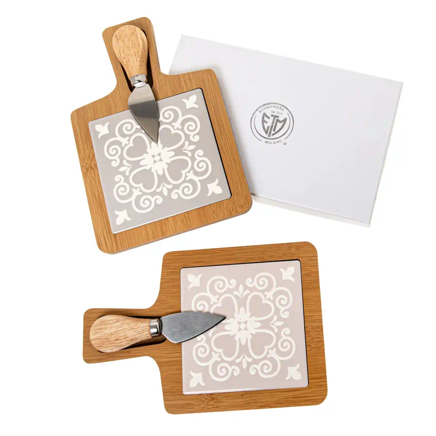 BOMBONIERA TAGLIERE CON COLTELLO FORMAGGIO DECORO MAIOLICHE - ETM